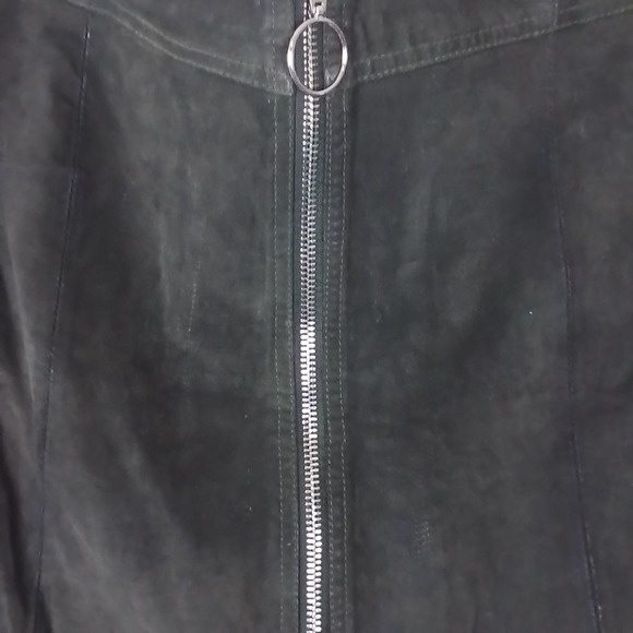 H&M Full Front Zip Leather Suede Mini Skirt Size Medium in Green *flawed* - Picture 8 of 12